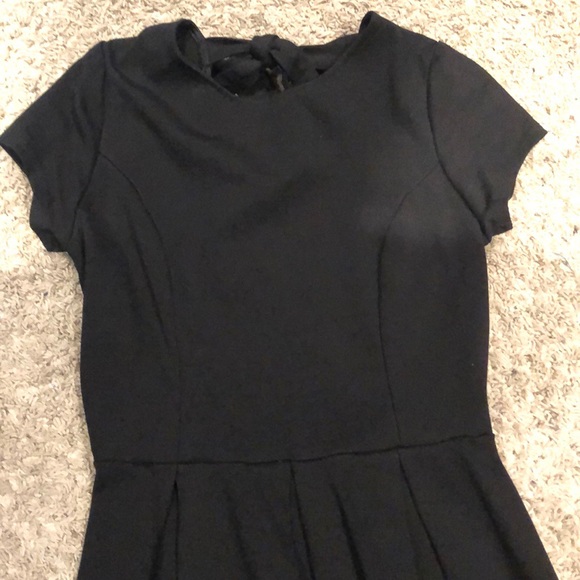 CLASSIC BACKLESS BLACK DRESS - Picture 2 of 4